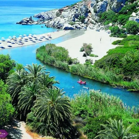 Modern Villa,stunning View,pool,bbq,1.5 Km From Town And The Beach! *