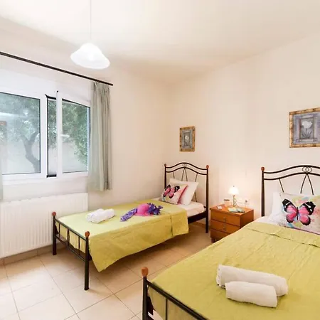 Βίλα Modern Villa,stunning View,pool,bbq,1.5 Km From Town And The Beach! *
