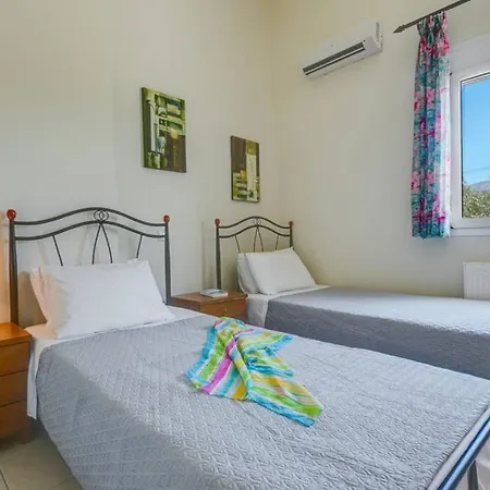Modern Villa,stunning View,pool,bbq,1.5 Km From Town And The Beach! * Ρέθυμνο